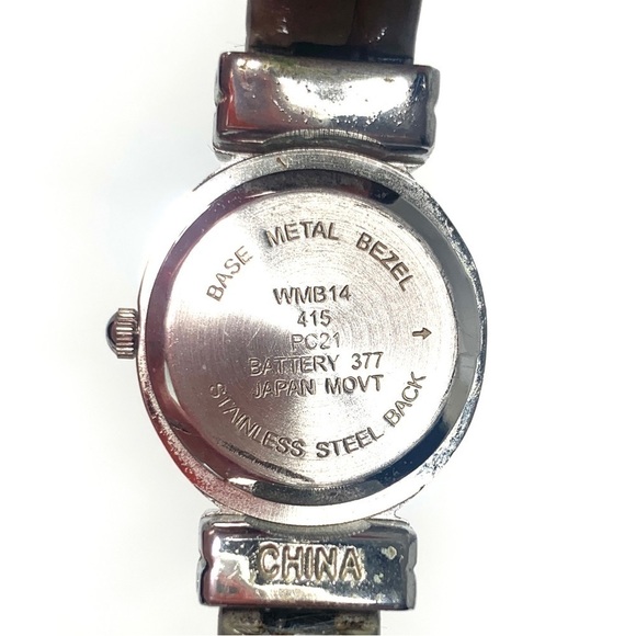 Women’s Analog Wristwatch Stainless Steel Bracelet Band Hinged Closure Quartz - Picture 9 of 10